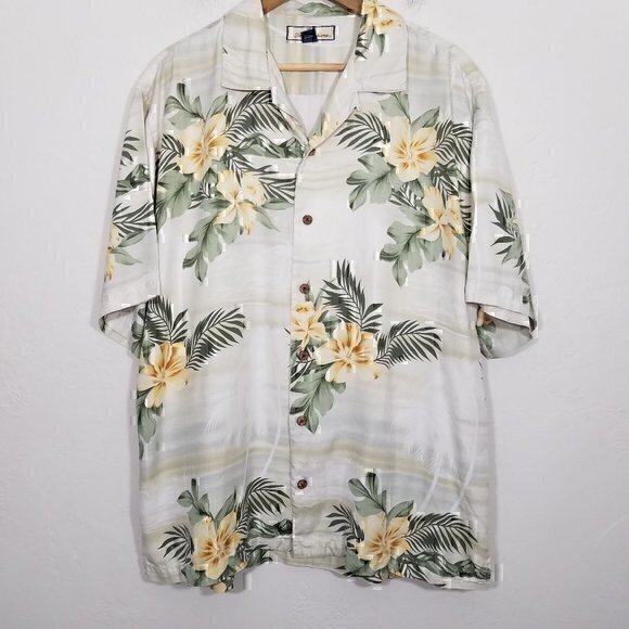 Tommy Bahama Silk Floral Short Sleeve Button Down Shirts Size L - Picture 1 of 3